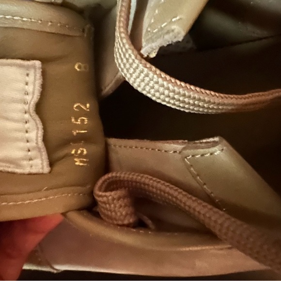 🔥NIB Louis Vuitton shoes unisex size 8 comes with Posh COA🔥 - Picture 5 of 12